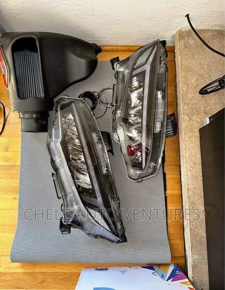 Head Lamps 2018 Honda Civic