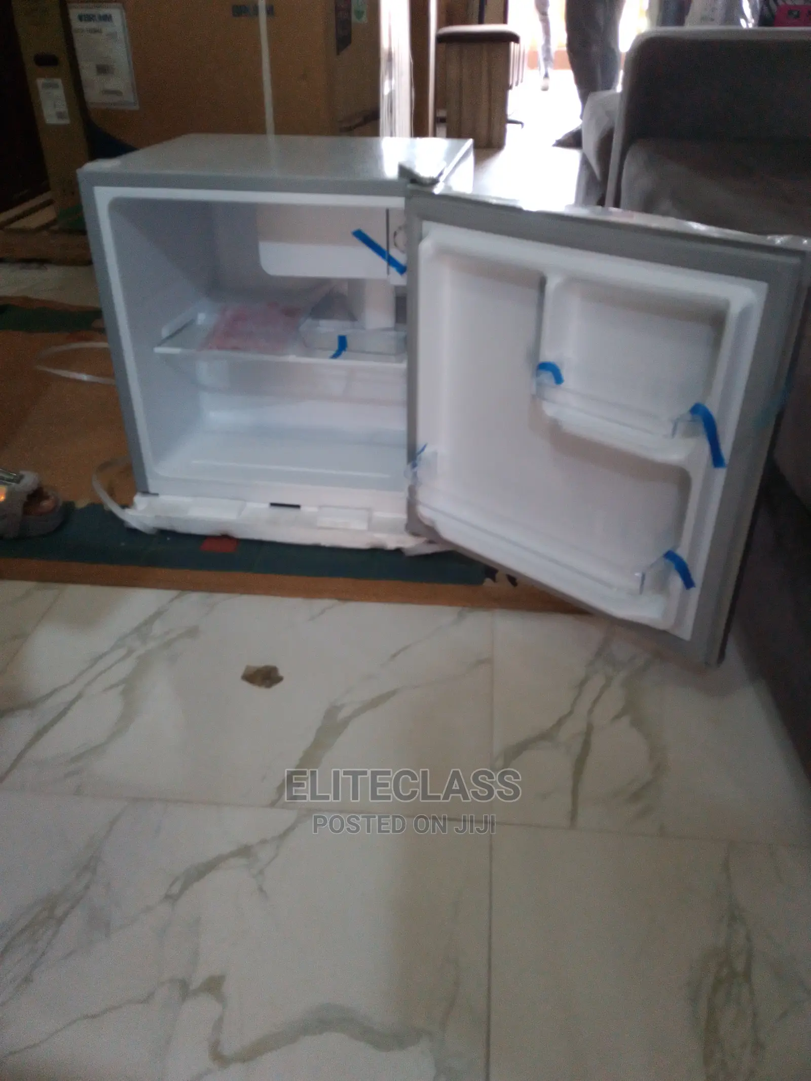 Durable LG Bedside Refrigerator GC-065L