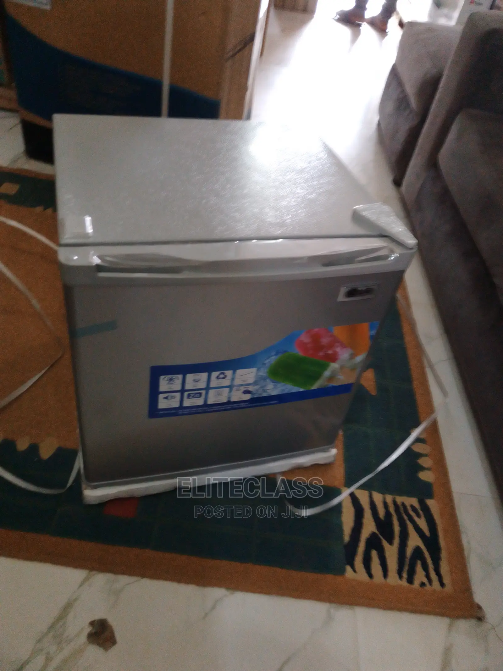 Newly Produced LG Bedside Refrigerator GC-065L