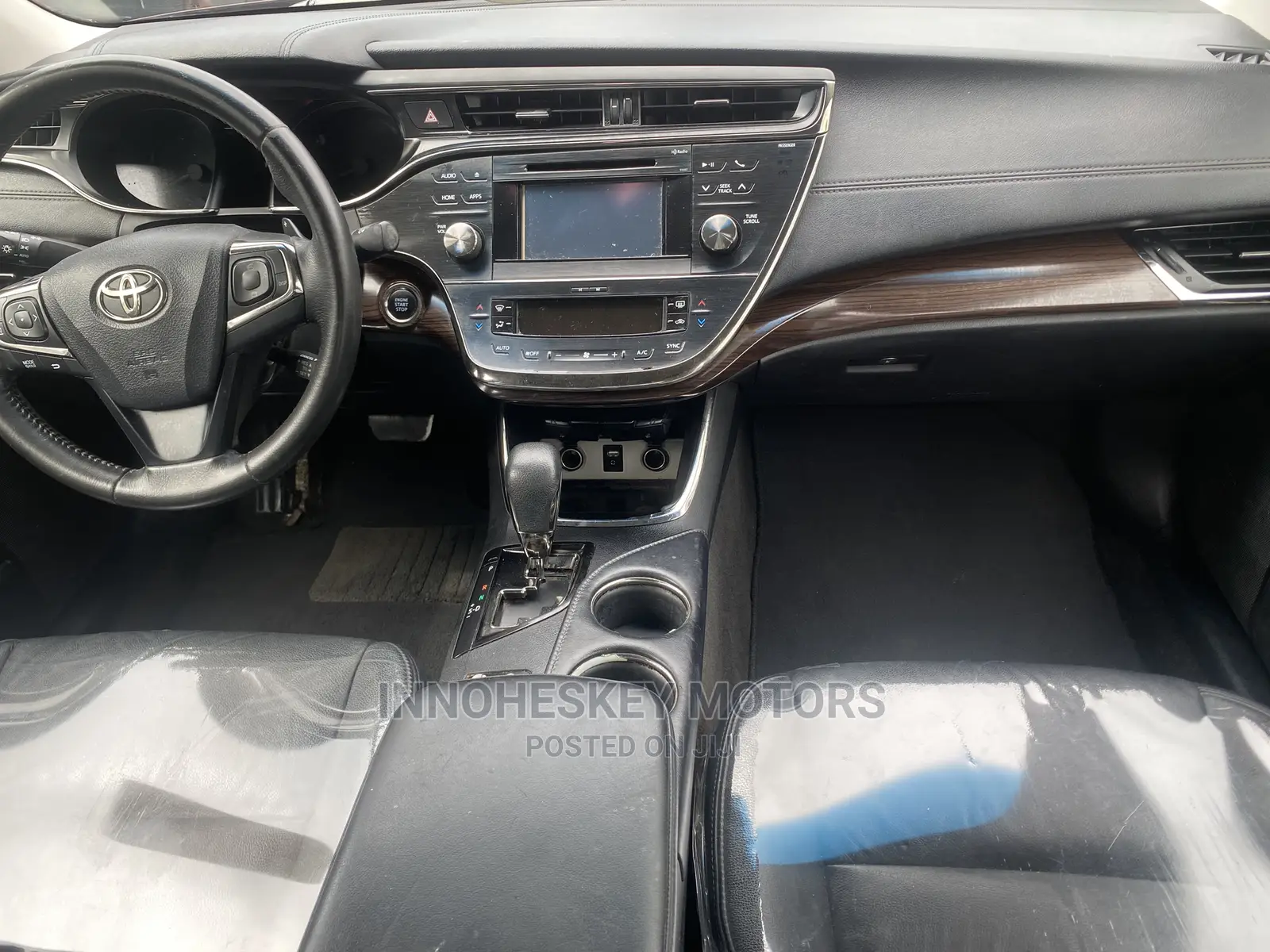 Toyota Avalon 2015 Red