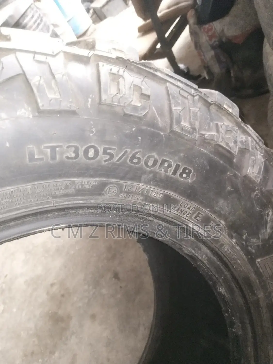 LT305 /60r18 Off-Road Tire