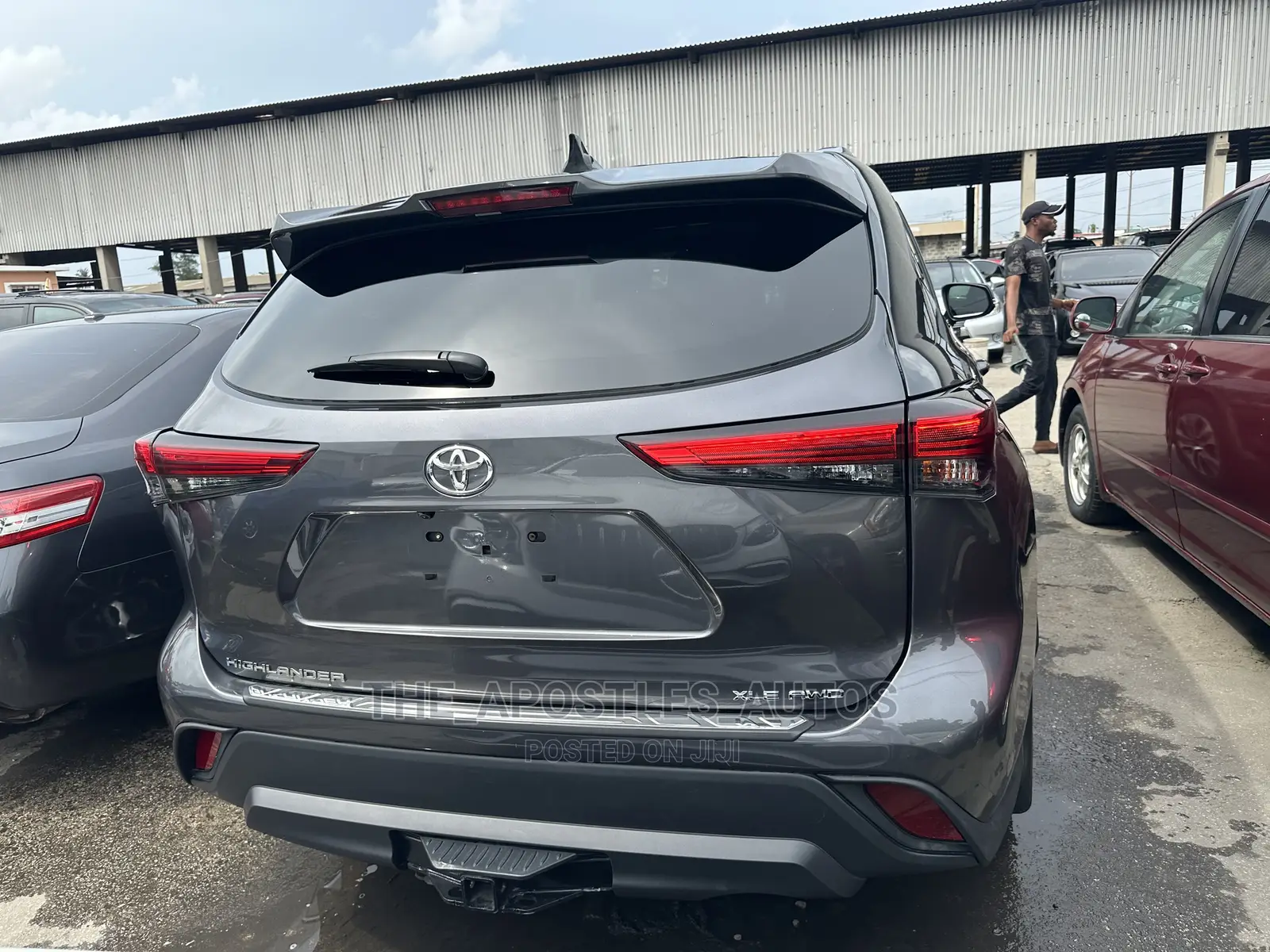 Toyota Highlander XLE 2021 Gray