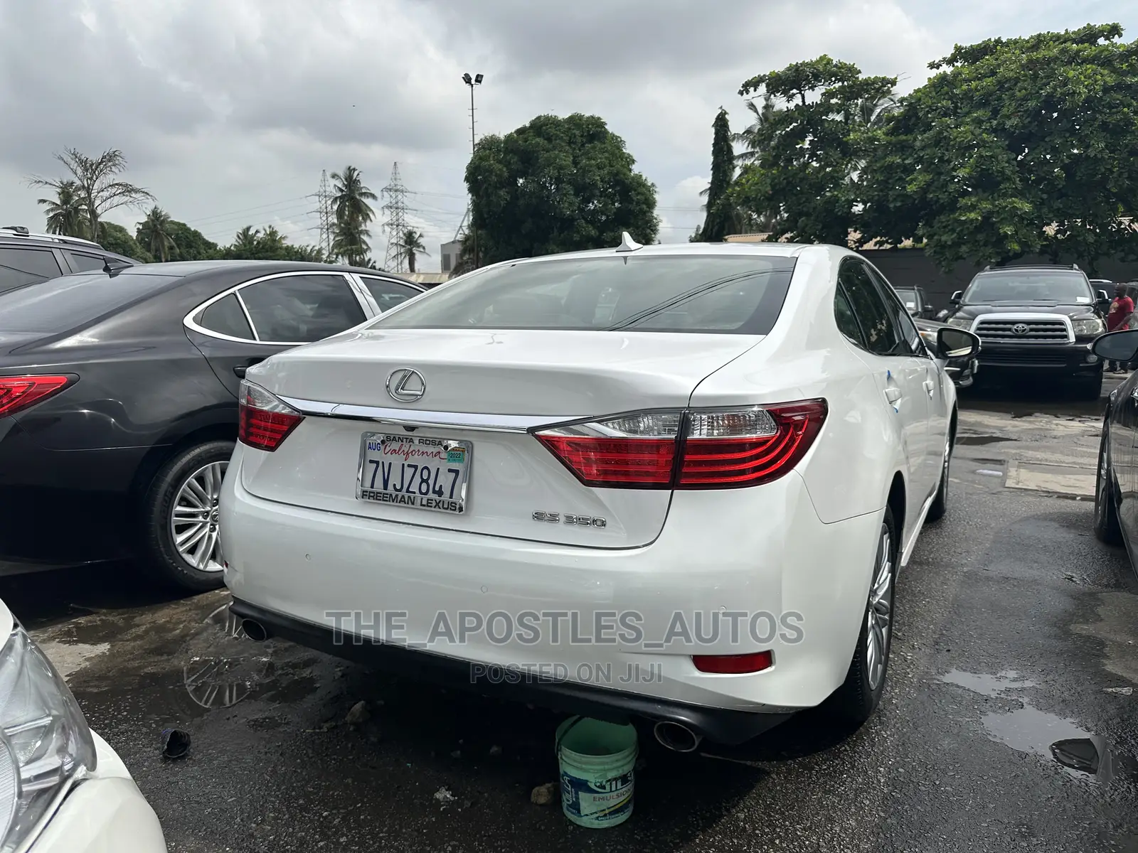 Lexus ES 350 FWD 2014 White