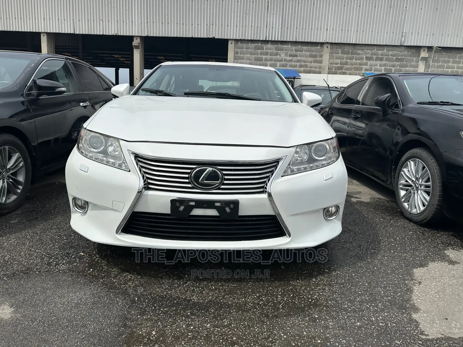 Lexus ES 350 FWD 2014 White