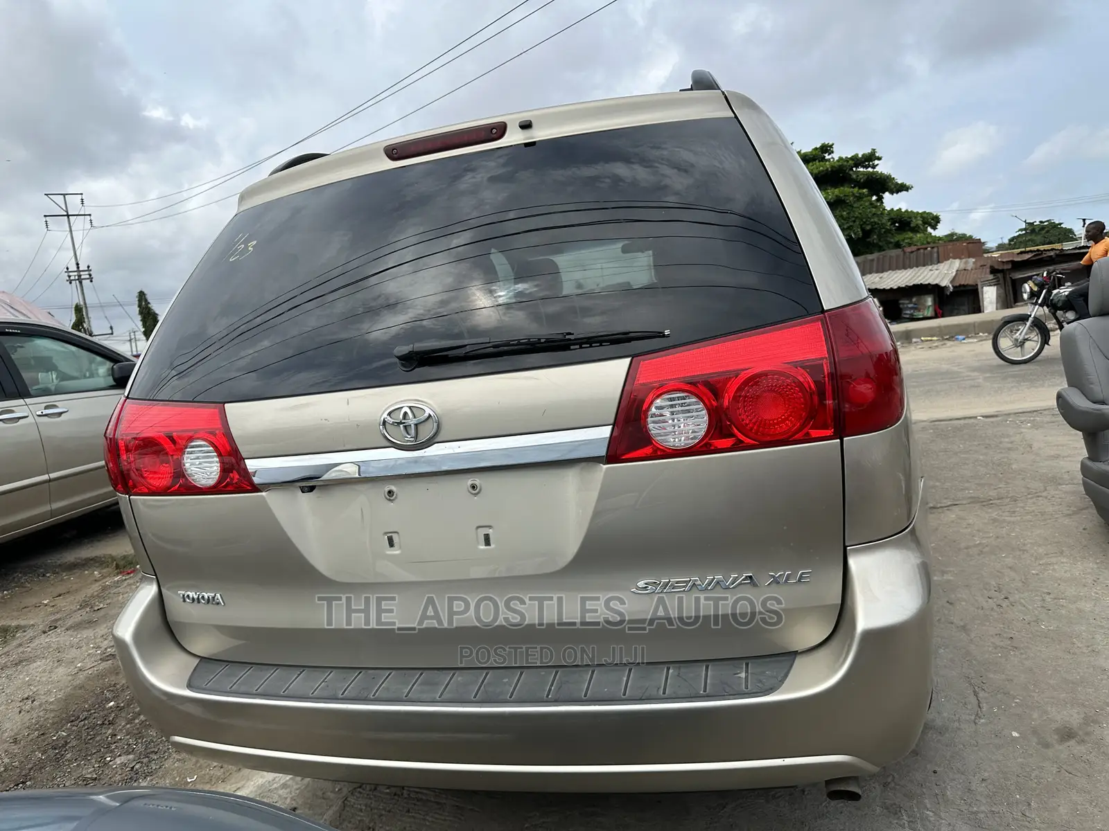Toyota Sienna XLE AWD 2006 Gold