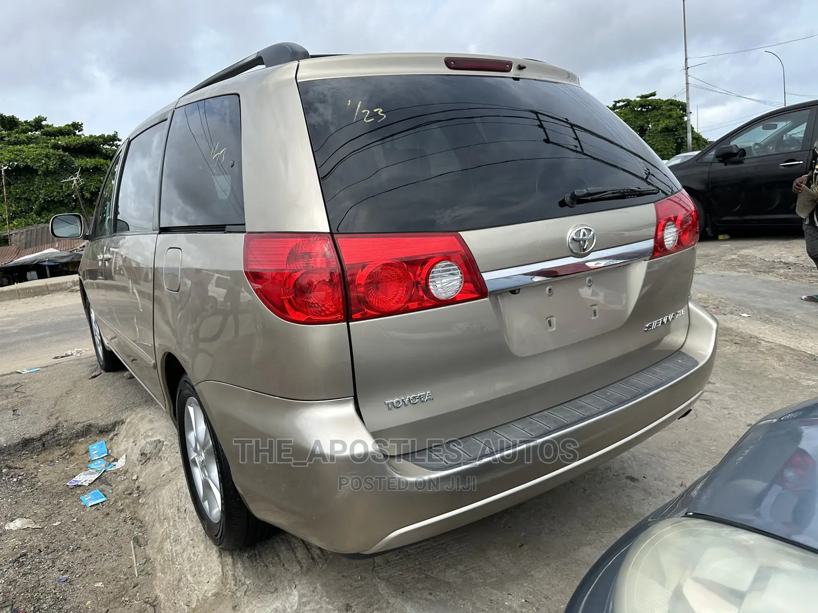 Toyota Sienna XLE AWD 2006 Gold