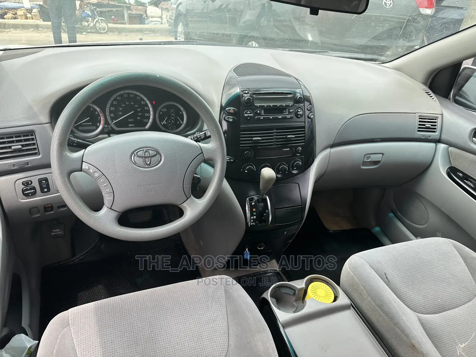 Toyota Sienna LE AWD 2005 White