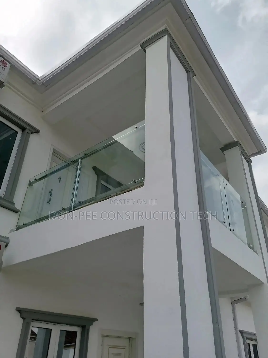 Frameless Glass Handrail