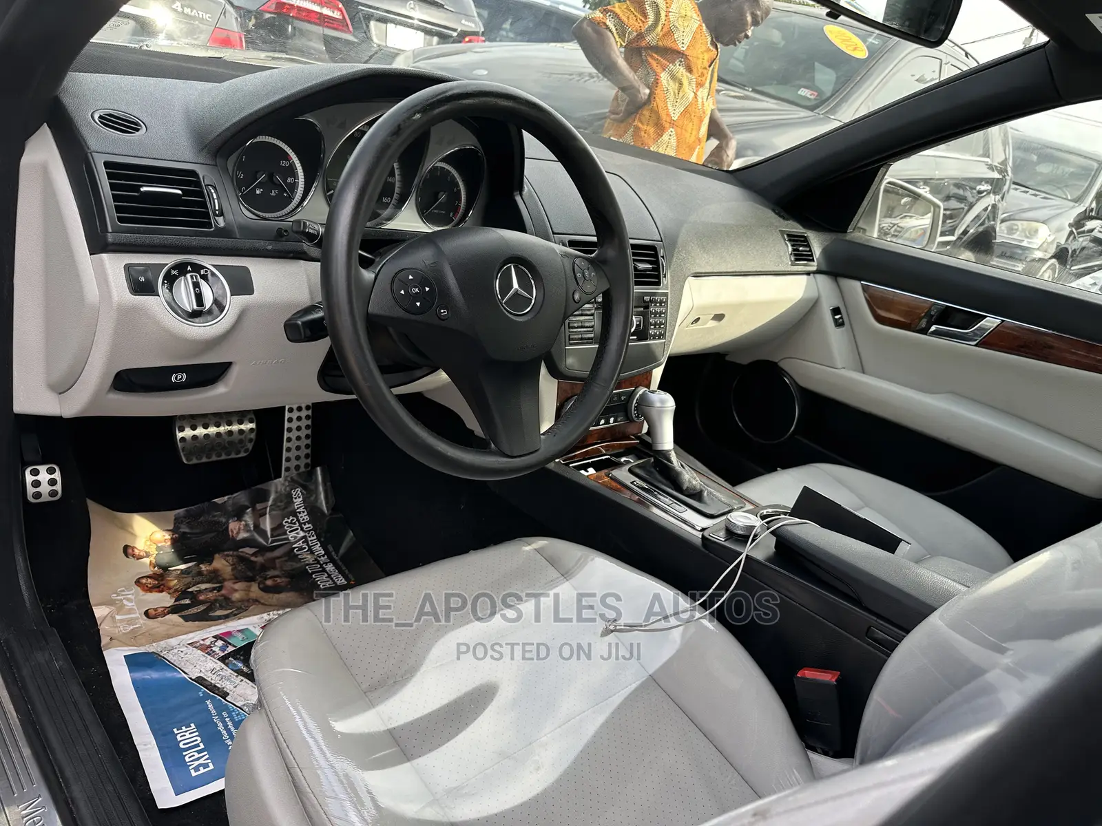 Mercedes-Benz C300 2011 Gray