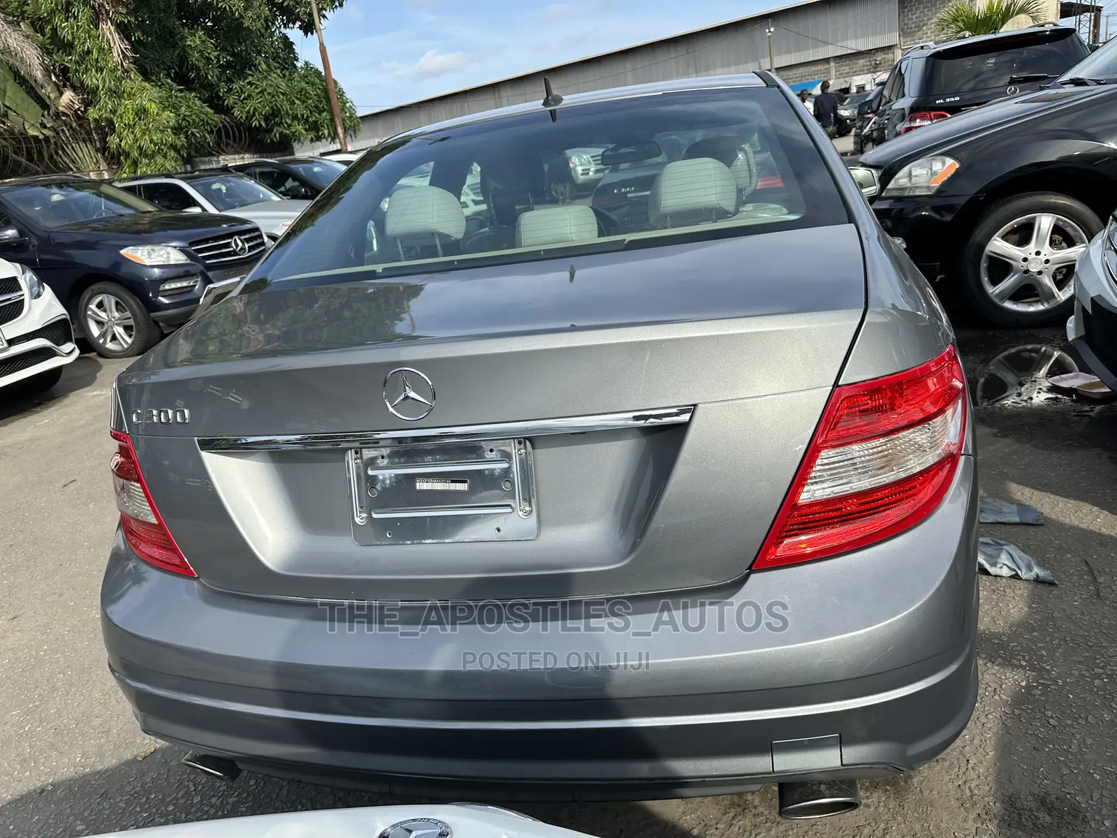Mercedes-Benz C300 2011 Gray