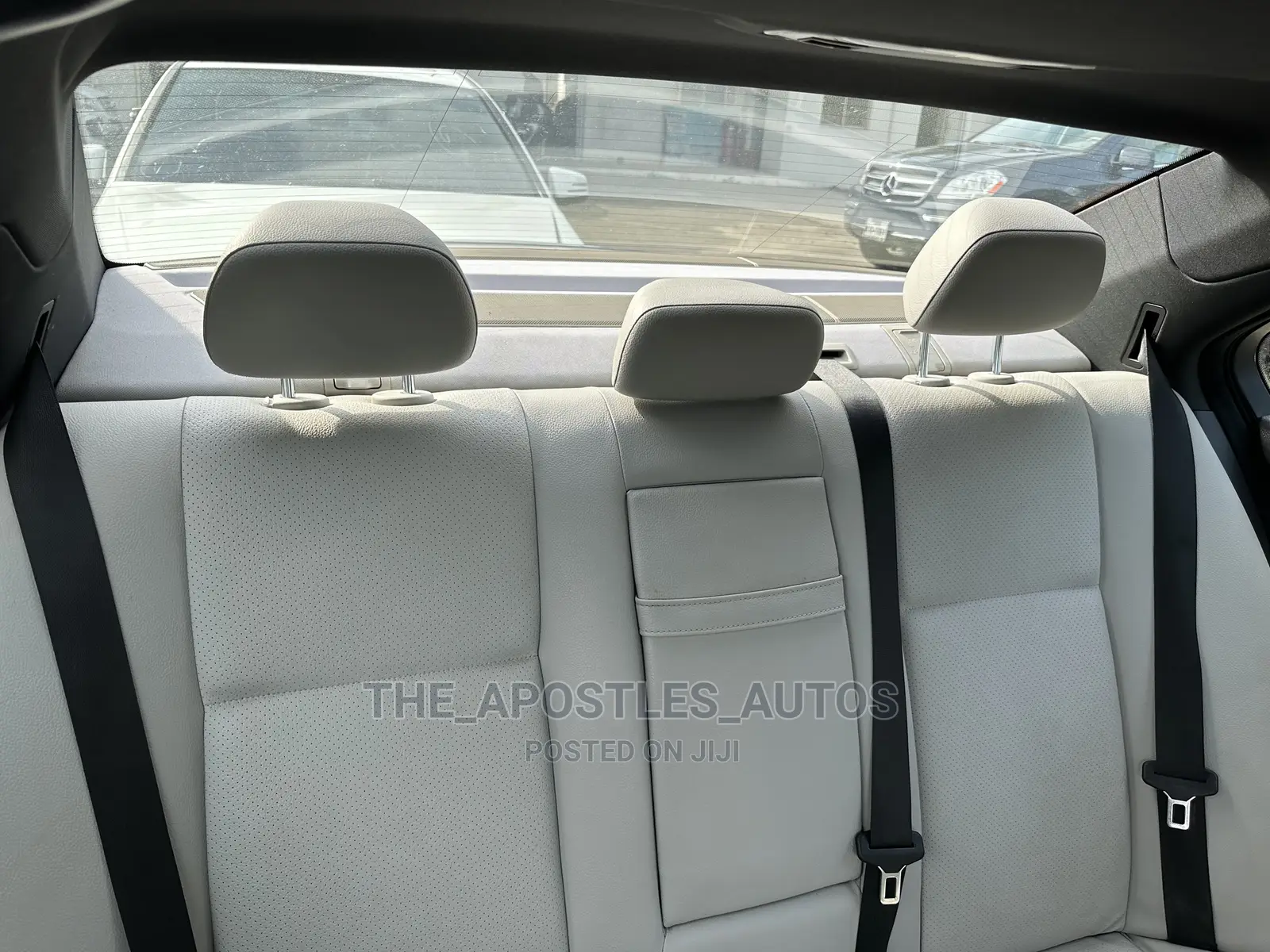 Mercedes-Benz C300 2011 Gray