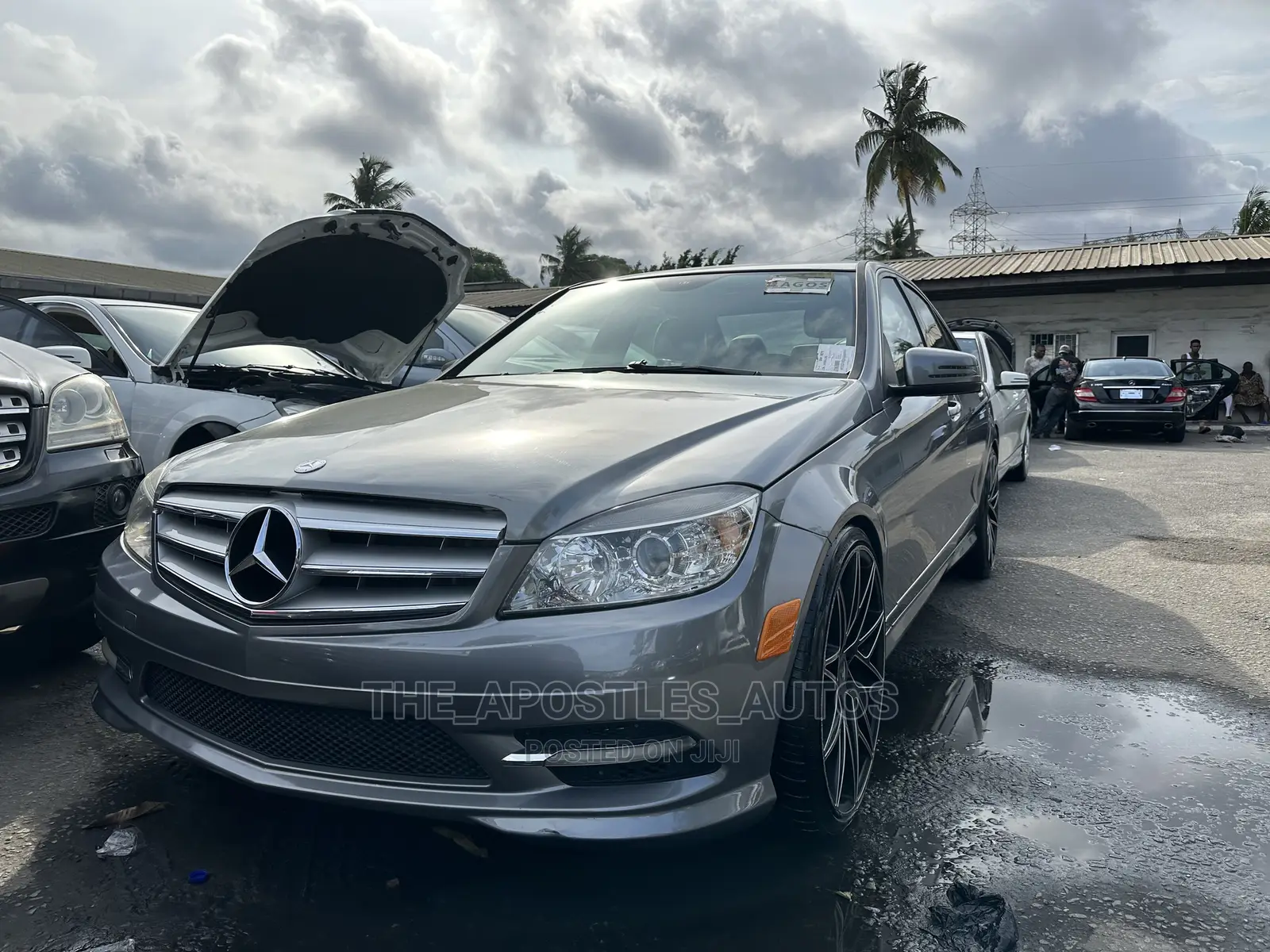 Mercedes-Benz C300 2011 Gray