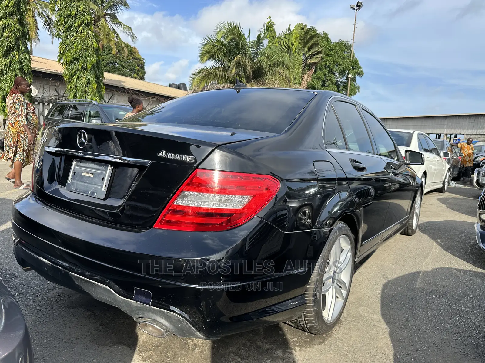 Mercedes-Benz C300 2013 Black