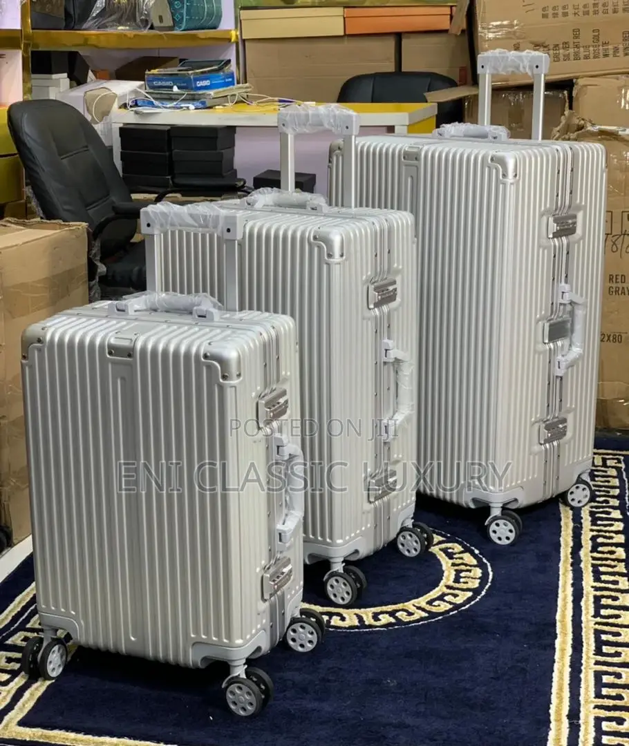 Durable Unisex Luggage Set for Sale