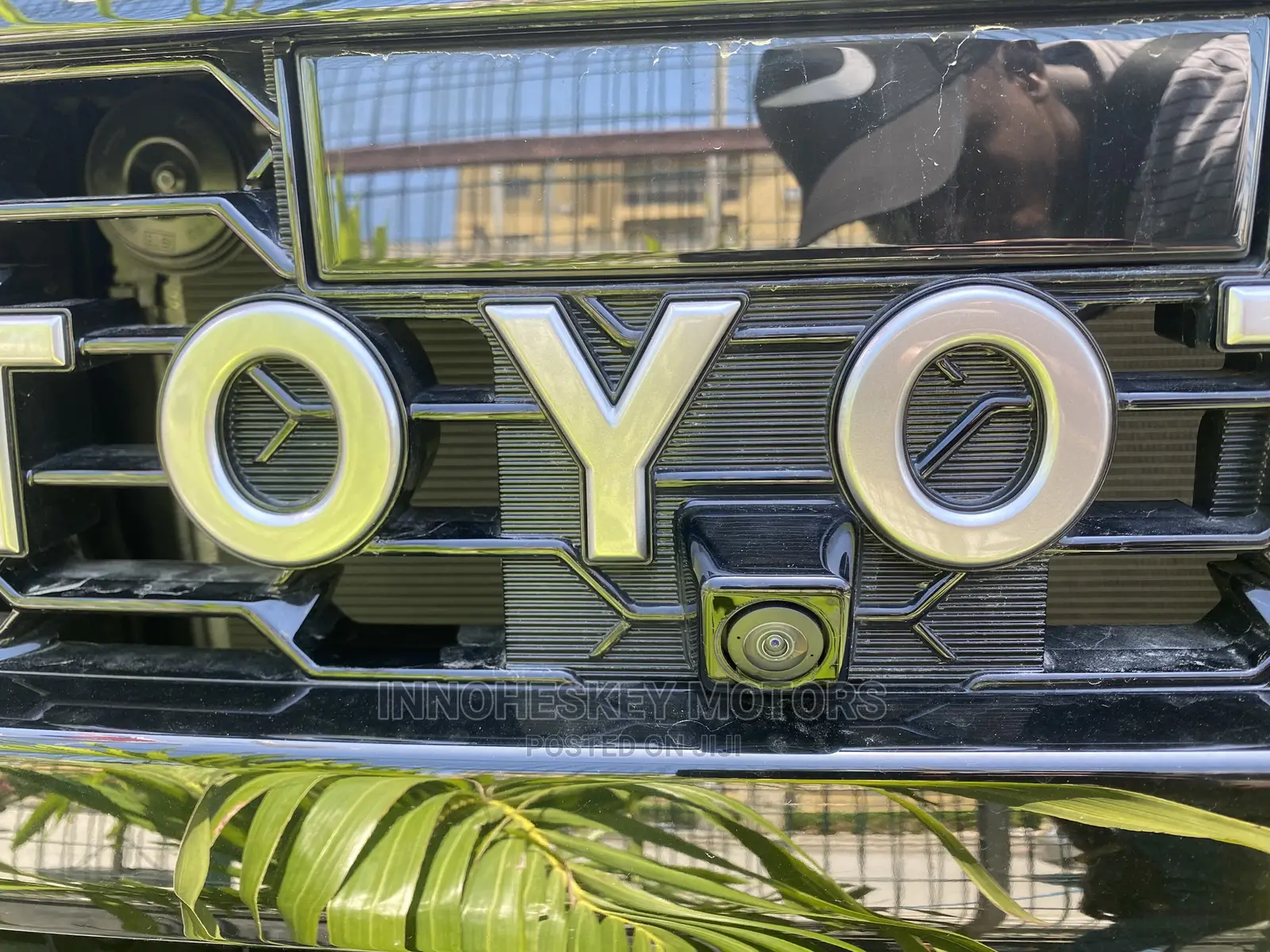 New Toyota Hilux 2022 Black