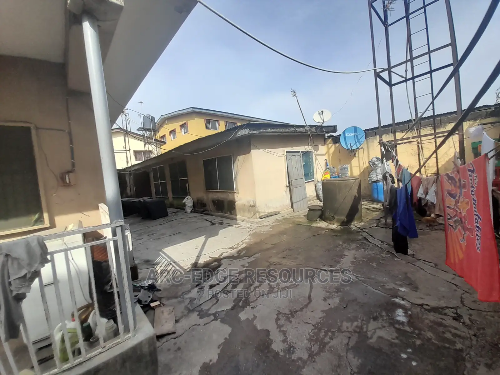 3bdrm Block of Flats in Ago Palace for sale