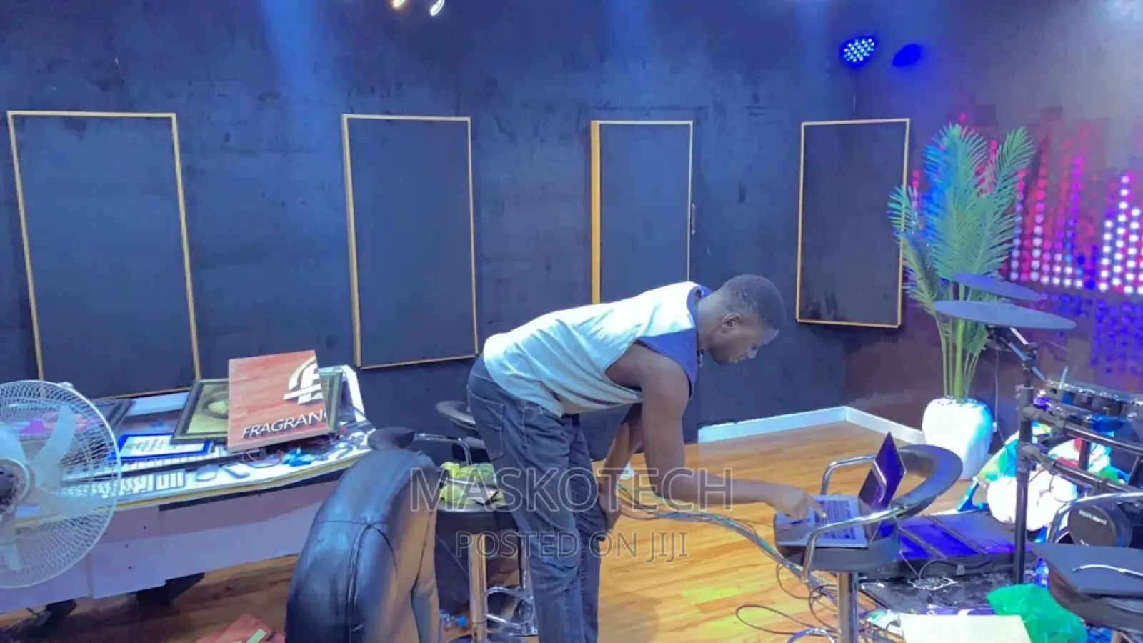 Base Trap, Customize Acoustic Panel, and More
