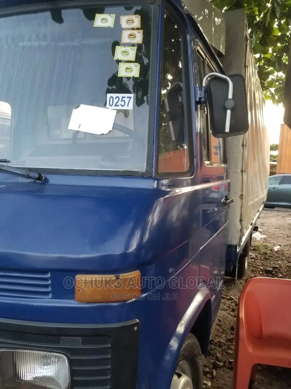 M/Benz Truck 608 With Tapoling Pick Up Van