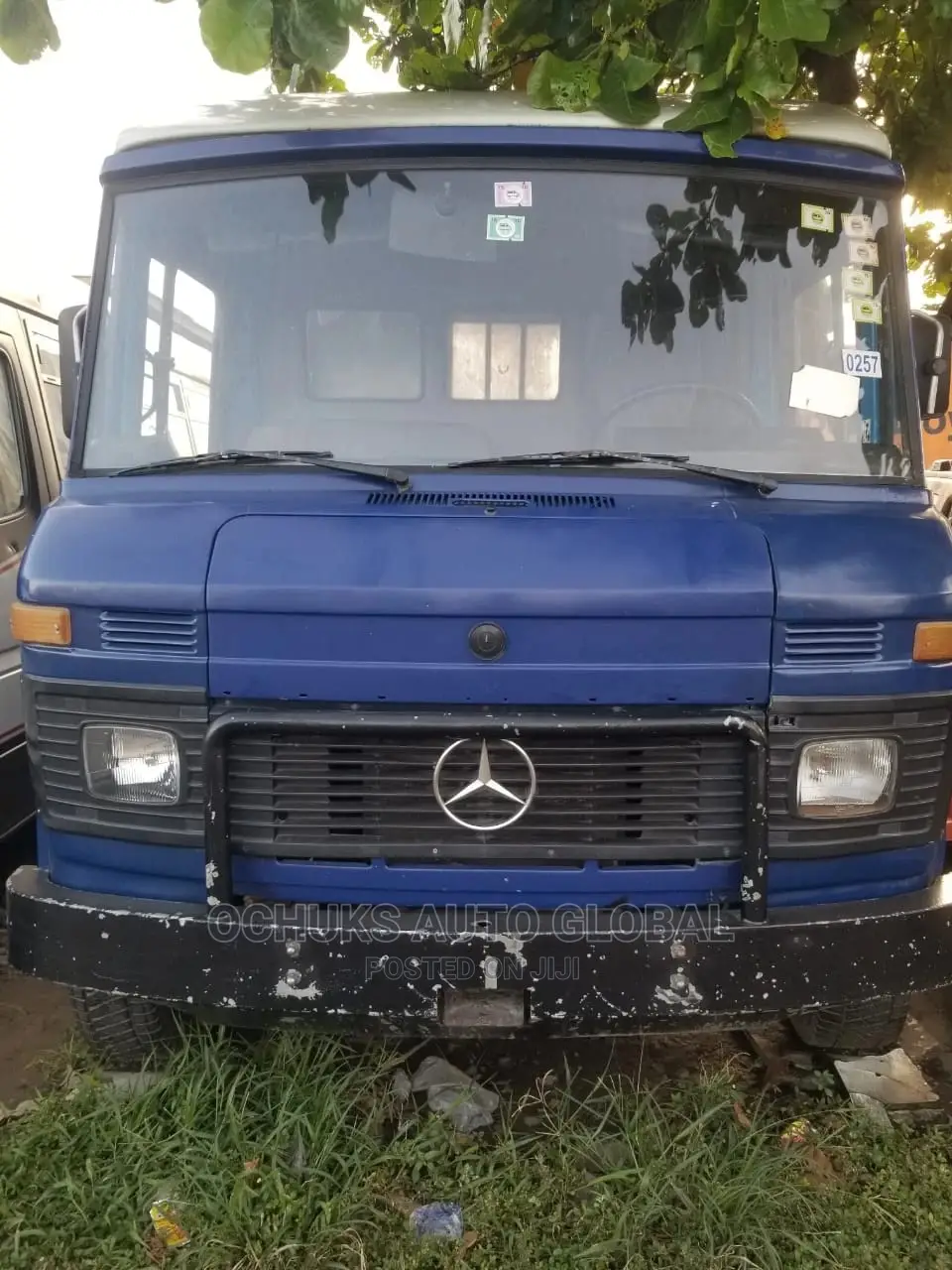 M/Benz Truck 608 With Tapoling Pick Up Van
