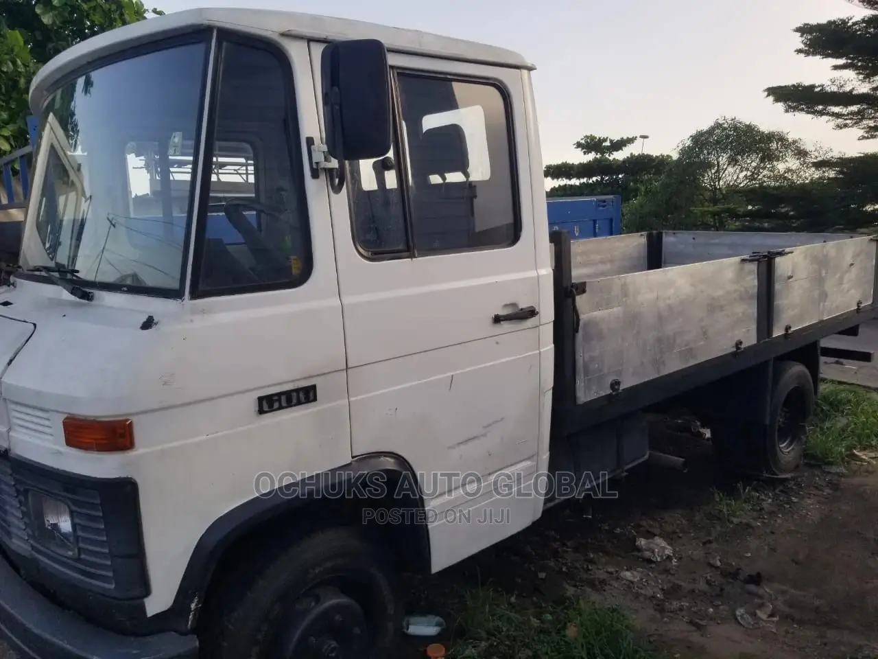 M/Benz Truck 608 Model Pick Up Van