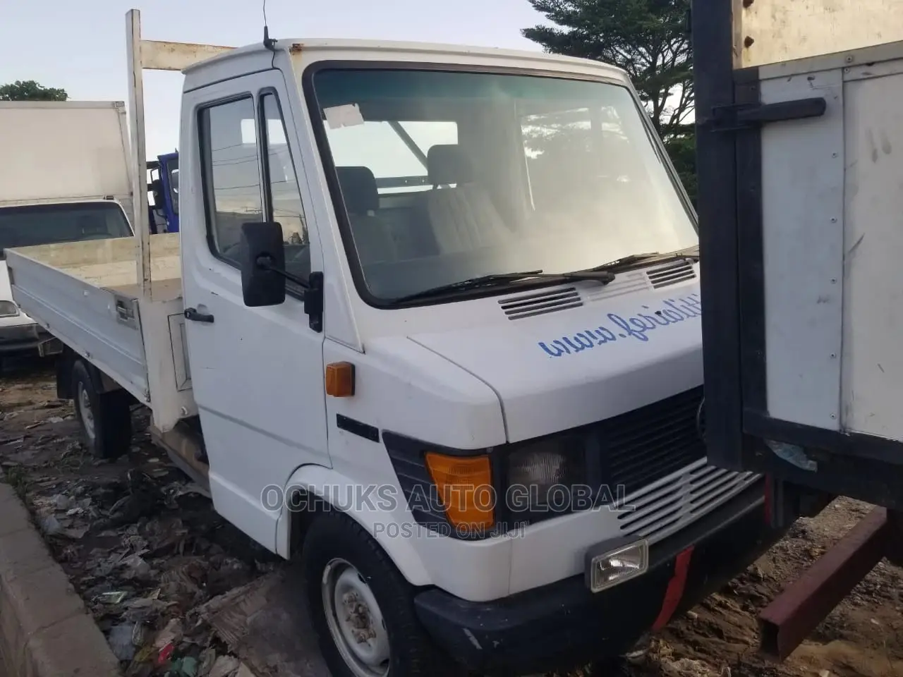 M/Benz Truck 308 Pick Up Van