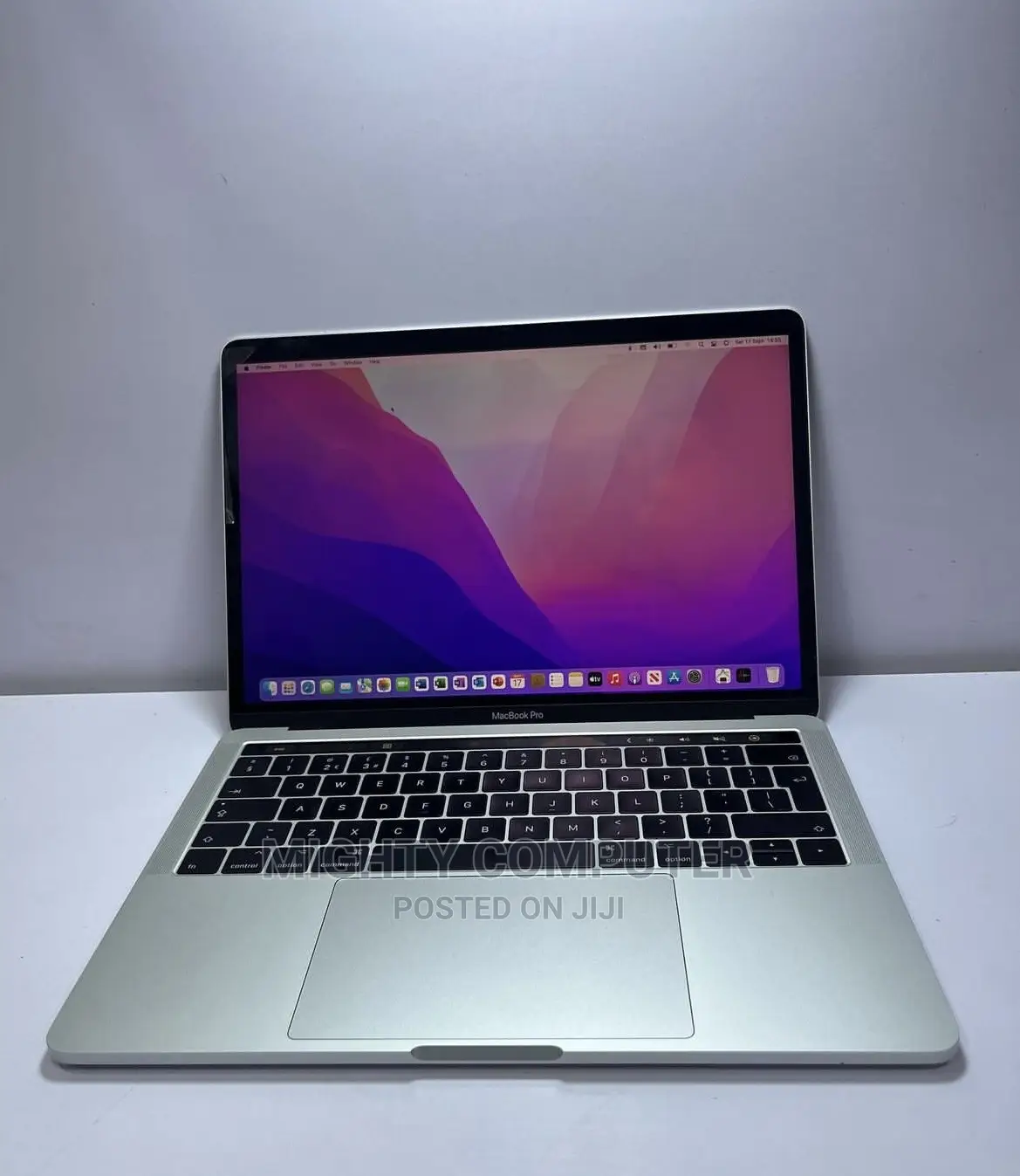 Laptop Apple MacBook Pro 2017 16GB Intel Core i7 SSD 500GB