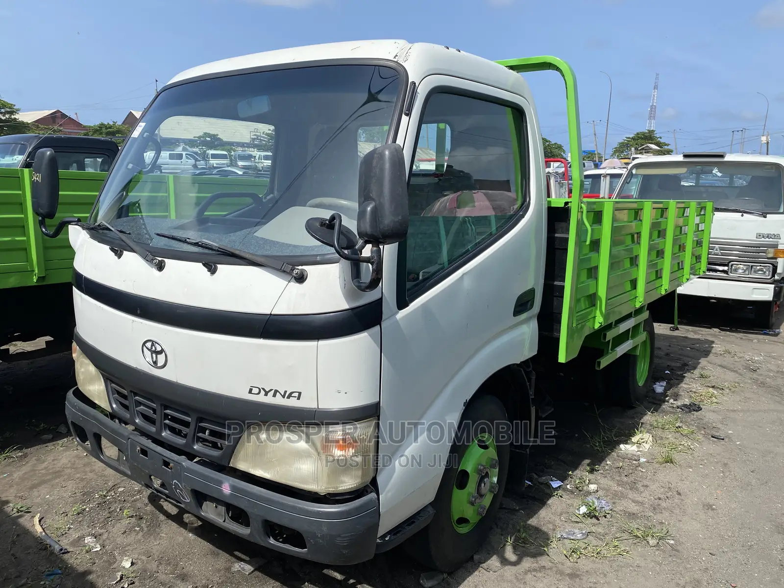 Toyota Dyna 200