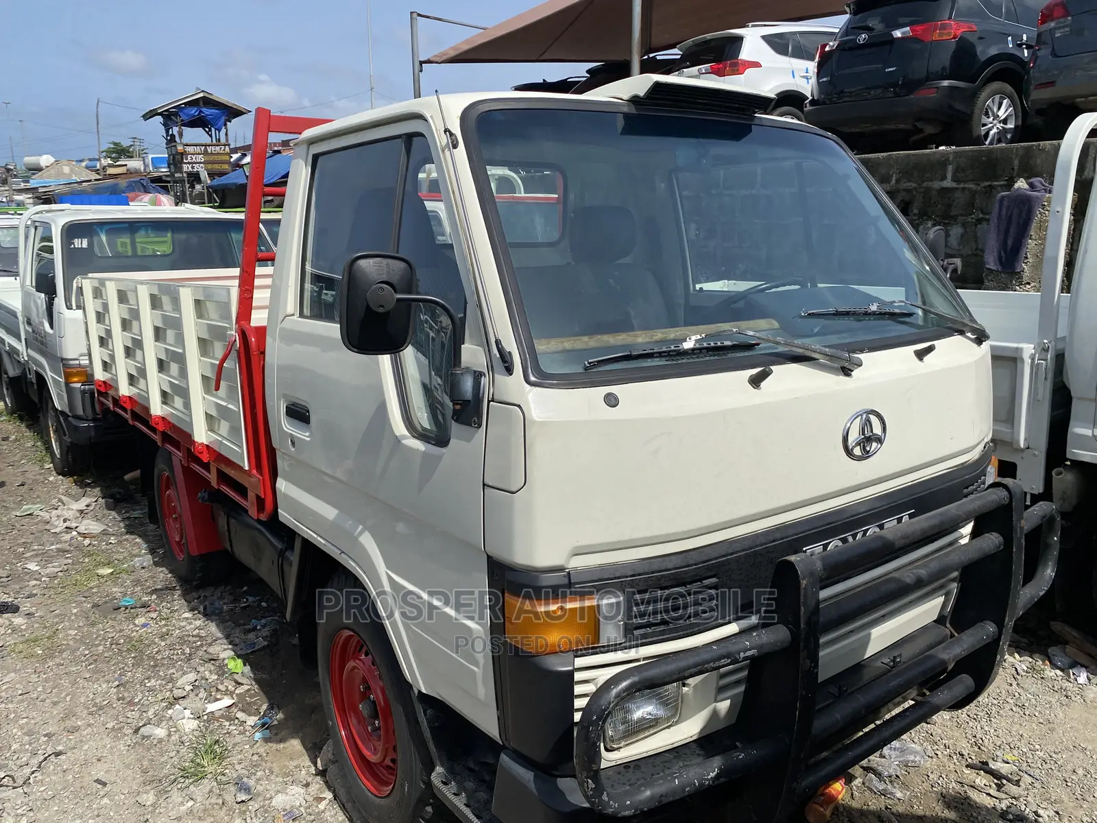 Toyota Dyna 100