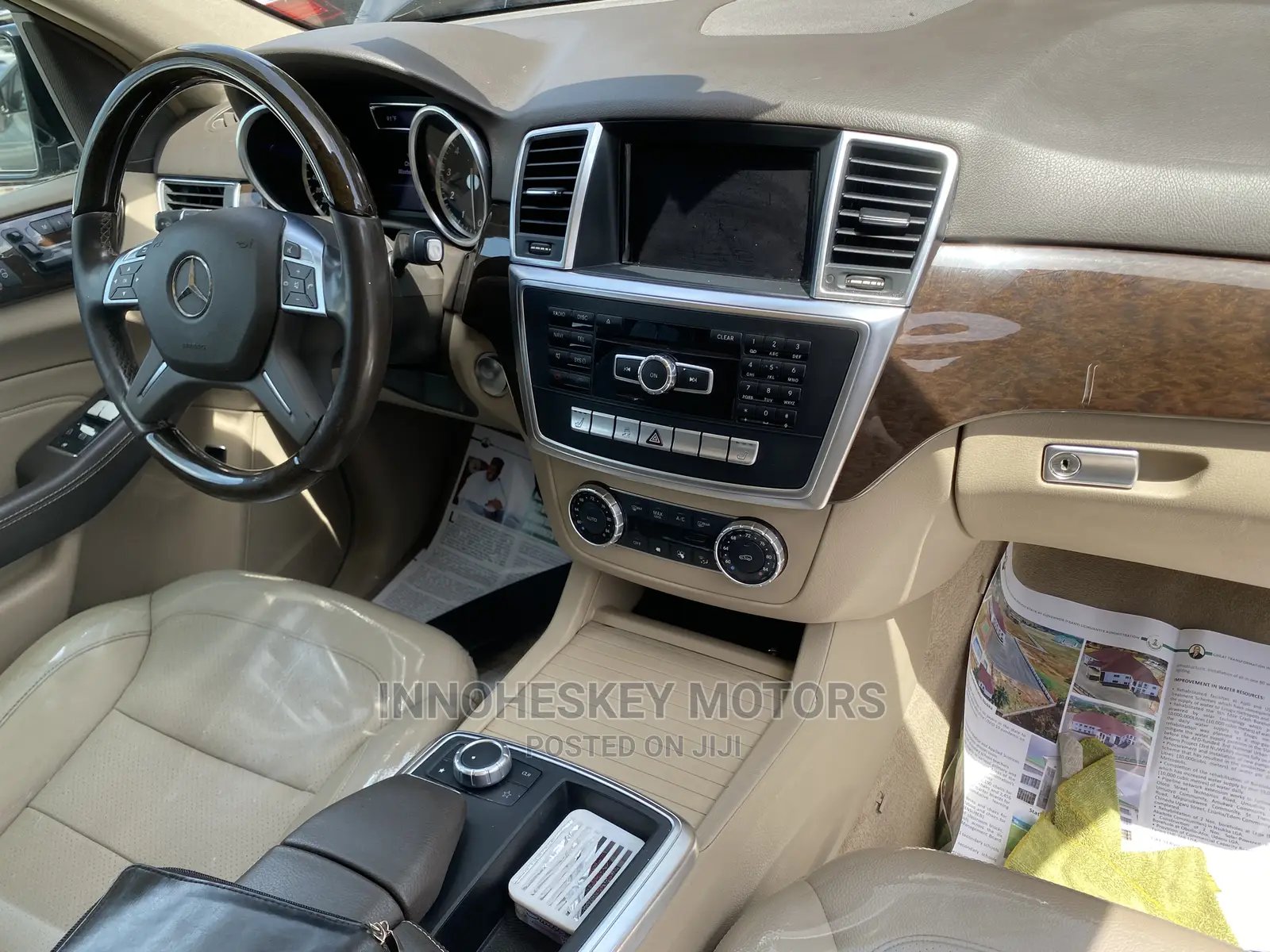 Mercedes-Benz M Class ML350 4dr SUV (3.5L 6cyl 7A) 2015 Black