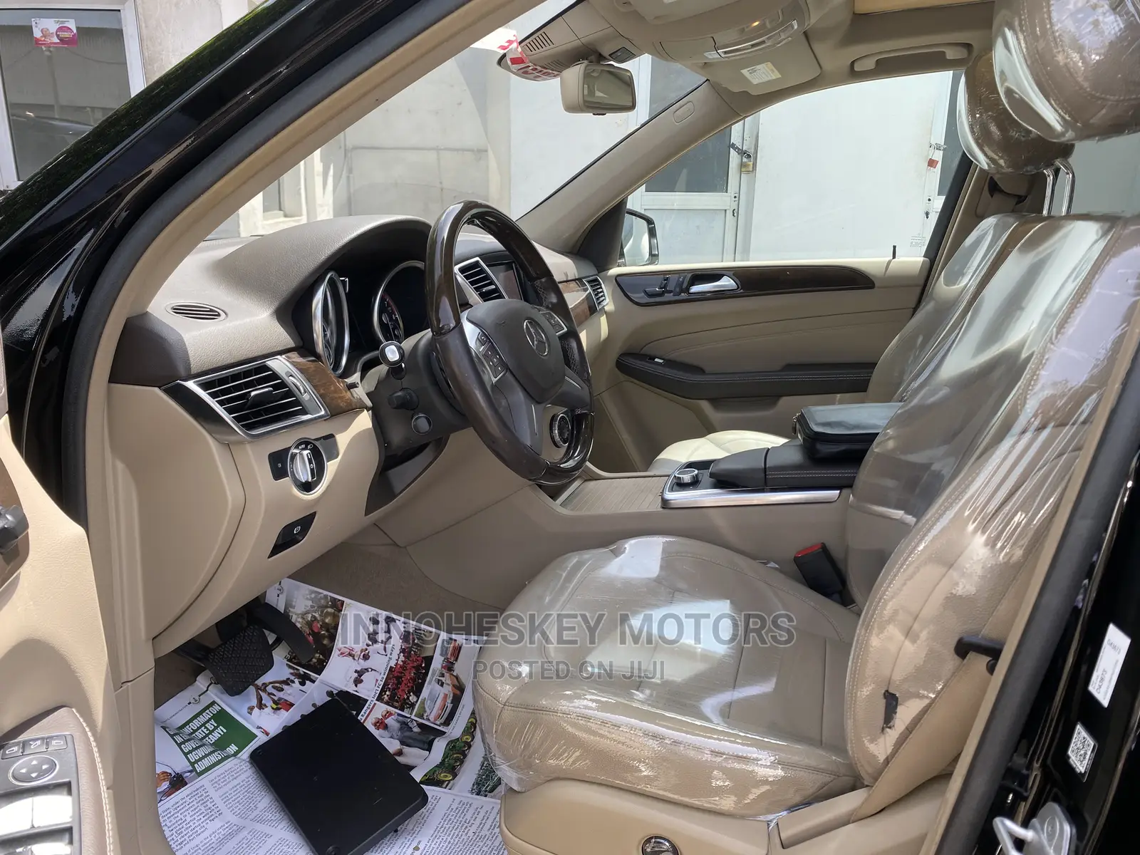 Mercedes-Benz M Class ML350 4dr SUV (3.5L 6cyl 7A) 2015 Black