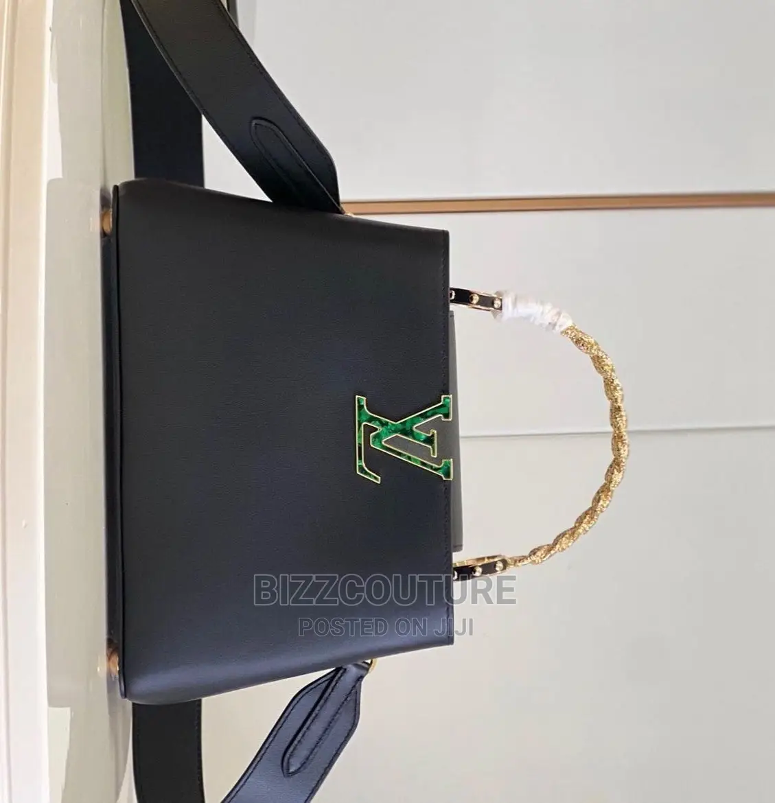Original LOUIS VUITTON Handbags Available in Store