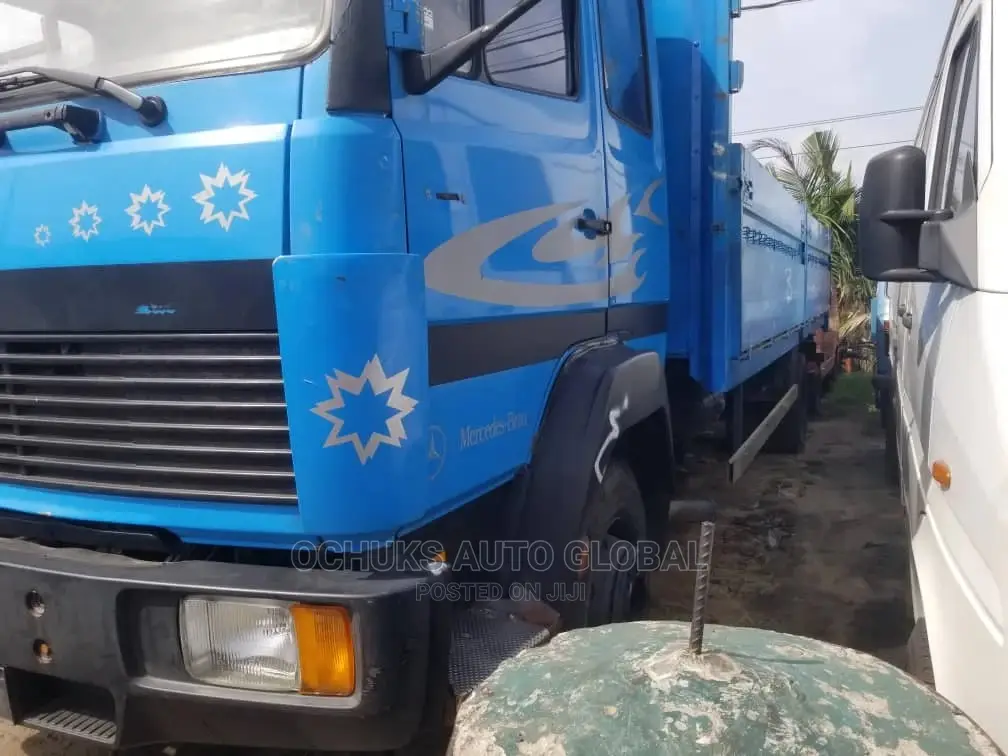 M/Benz Truck High Bucket 1317 Model Pick Up Van