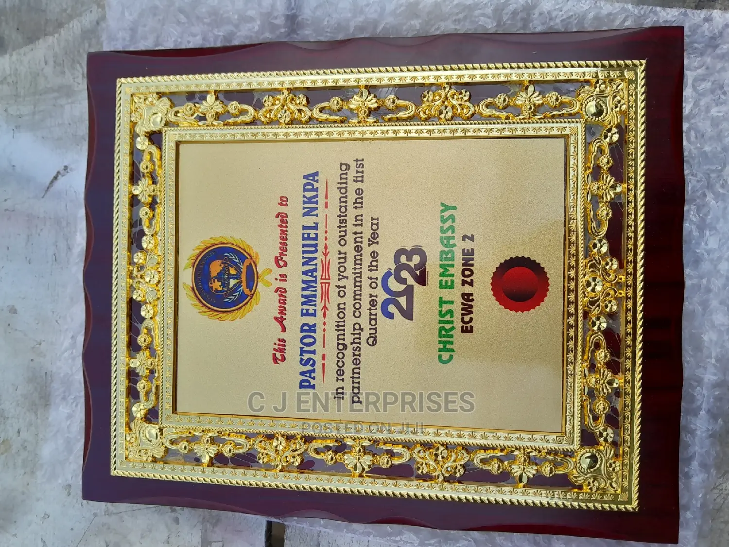 Golden Wooden Award Plaque R4