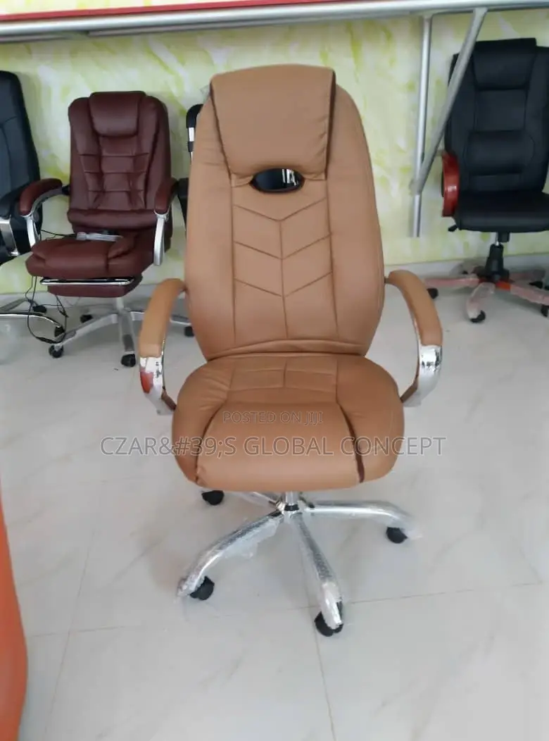 Quality Executive Adjustable Swivel Leather Office Chair.