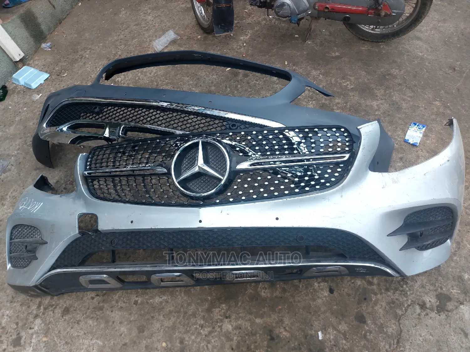 Mercedes-Benz GLC300 2016-2021 Front Bumper