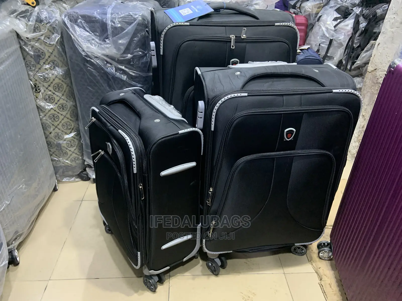 Set of Quality Black Good Pathner Traveling Luggage