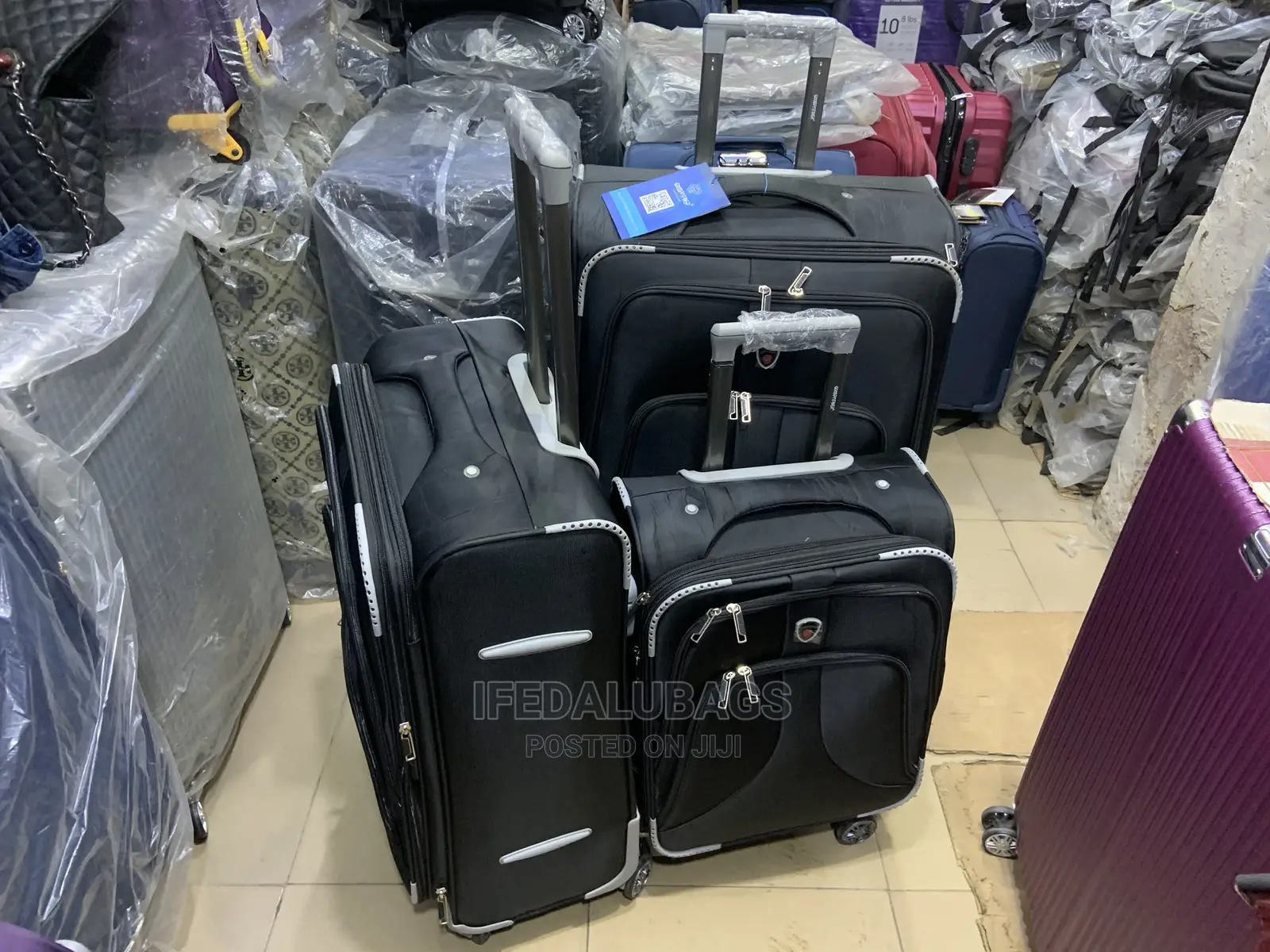 Set of Quality Black Good Pathner Traveling Luggage