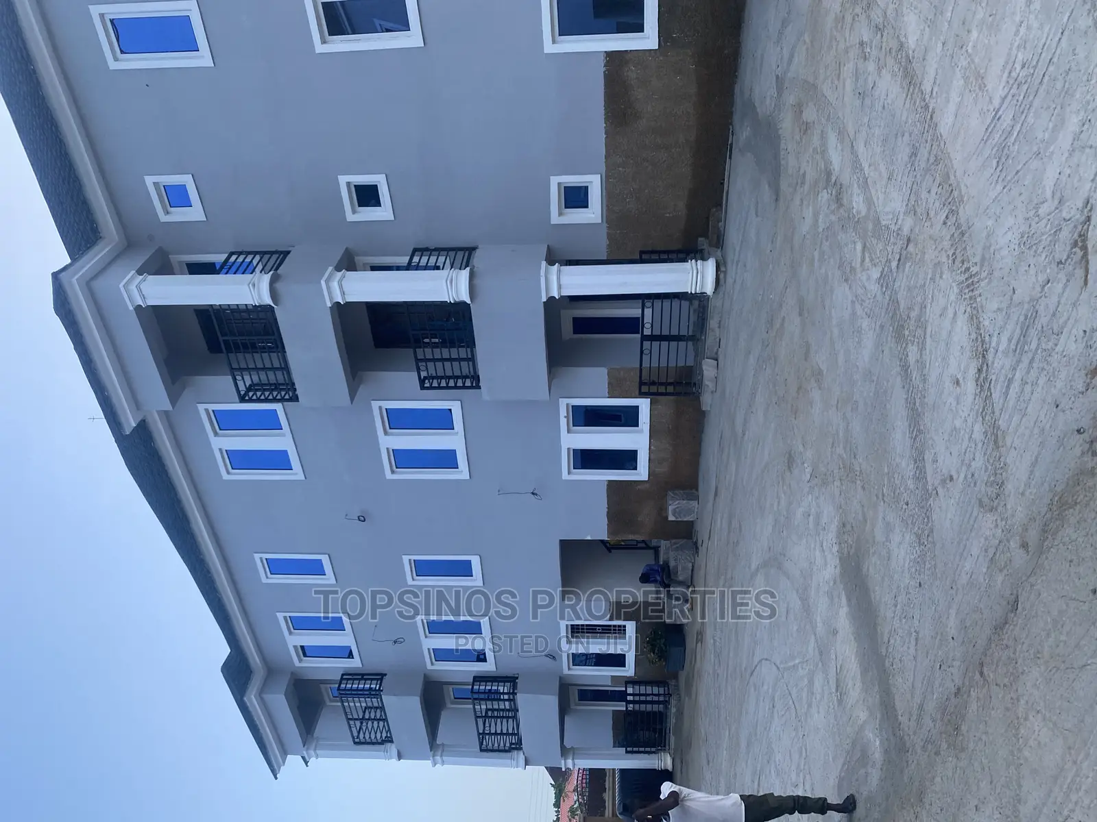 1bdrm Block of Flats in Dawaki for rent