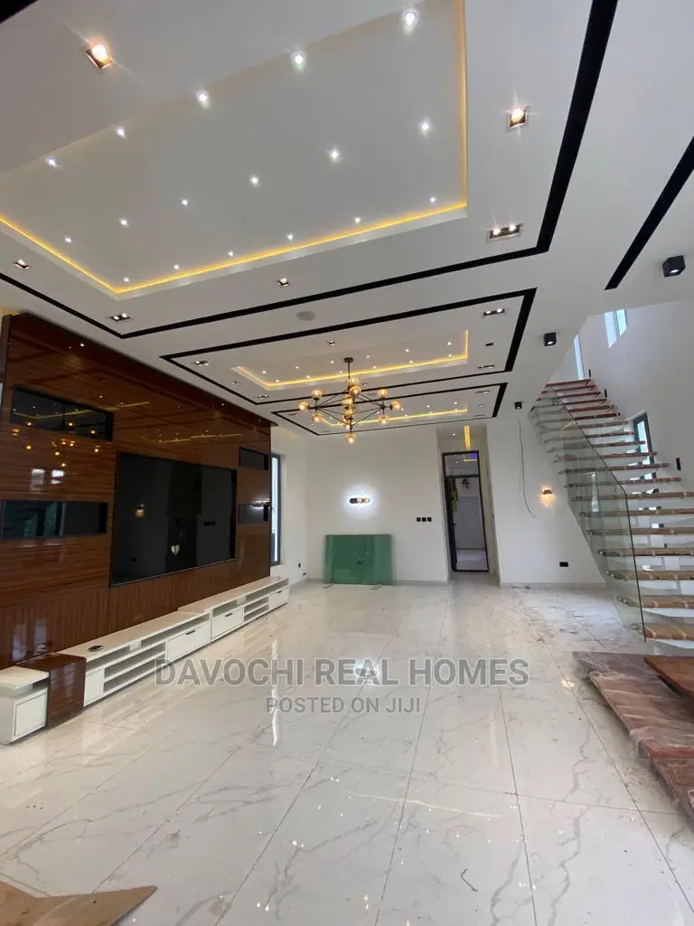 5bdrm Duplex in Ajah, Lekki for Sale