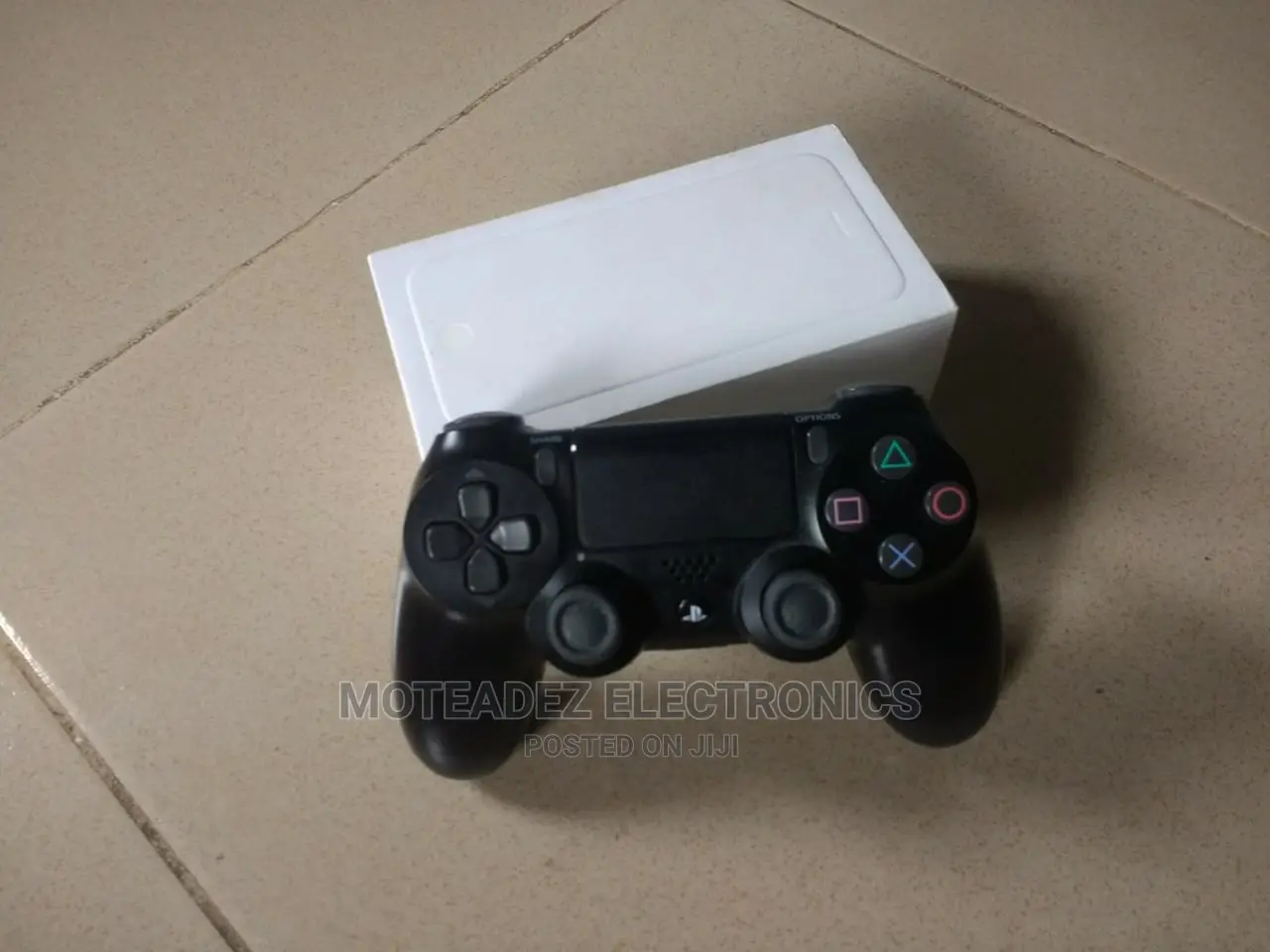 Uk Used Sony Playstation 4 (Dual Shock 4) Controller/Pad