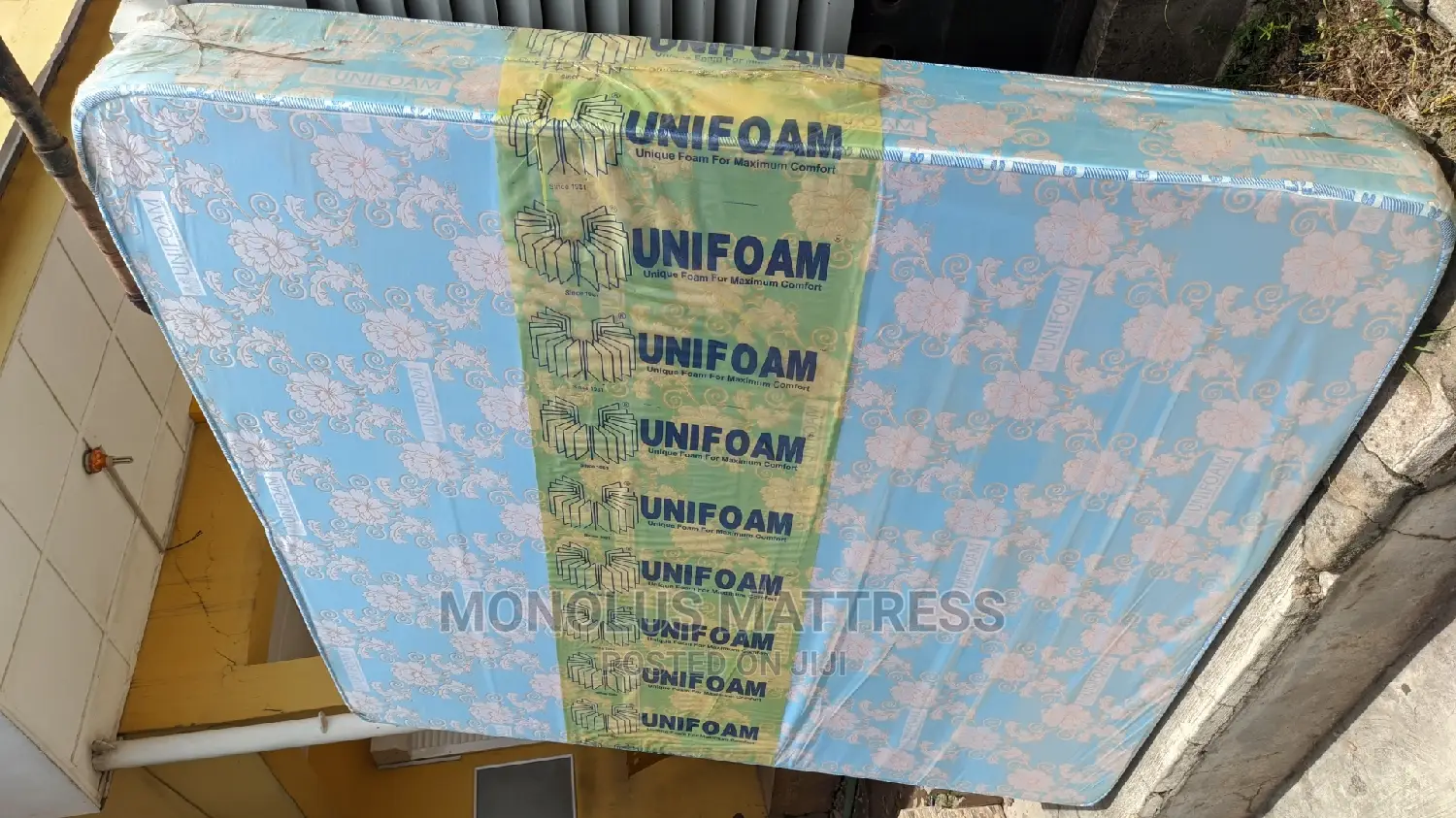 6 by 6 by 10 Inches Unifoam Onyx Original Mattress
