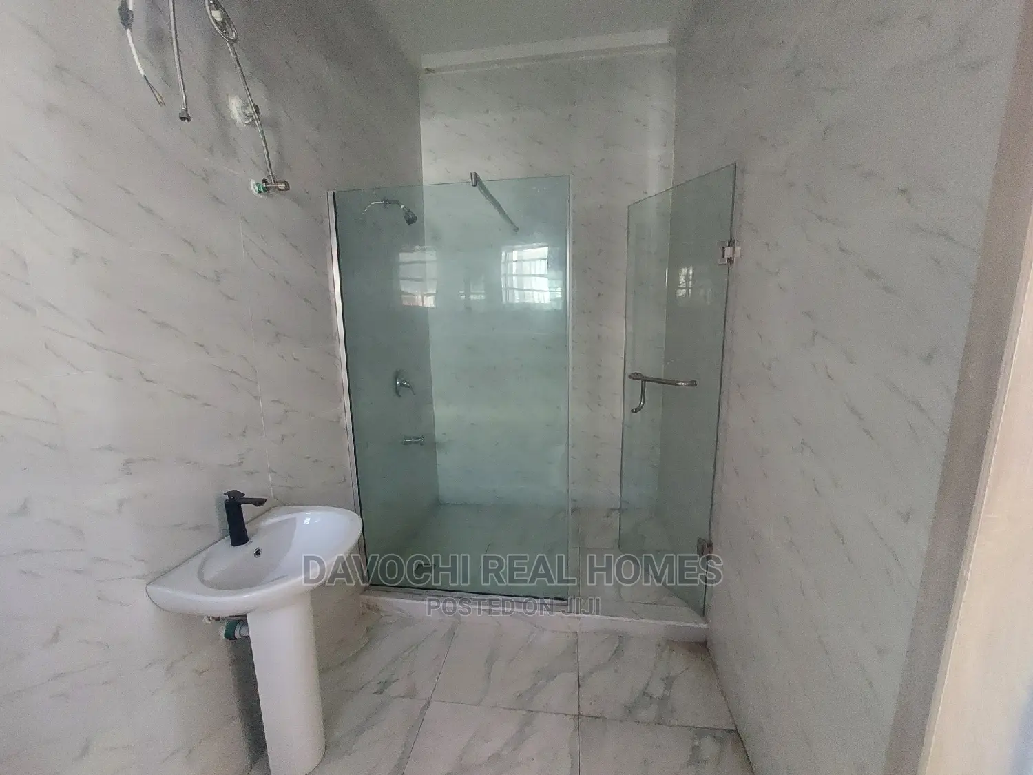 4bdrm Duplex in Chevron Second Toll, Lekki for rent