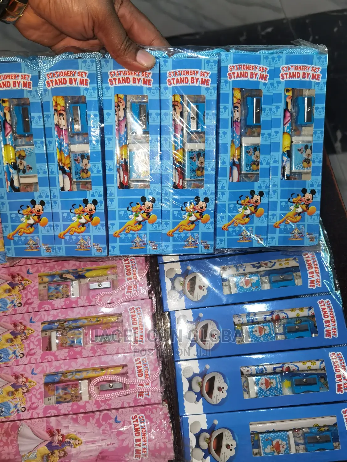 Stationary Set for Party