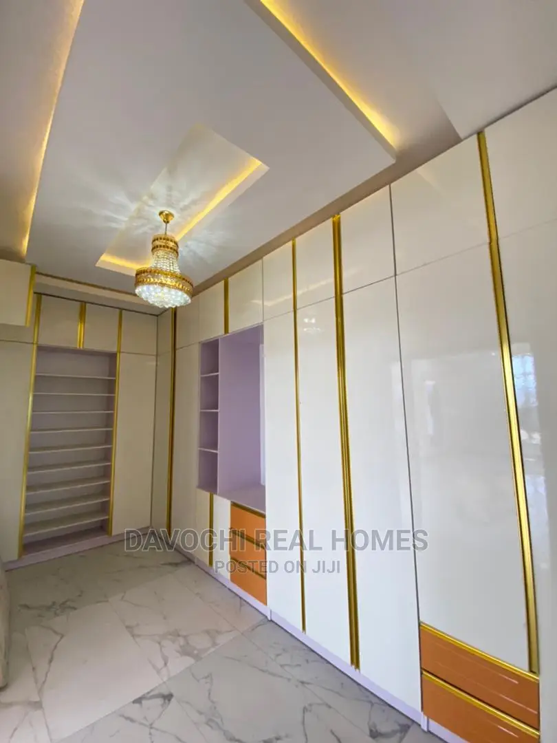 5bdrm Duplex in Osapa London, Lekki for Rent
