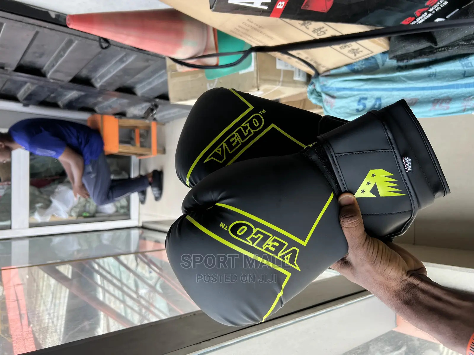 Boxing Gloves ( Velo)