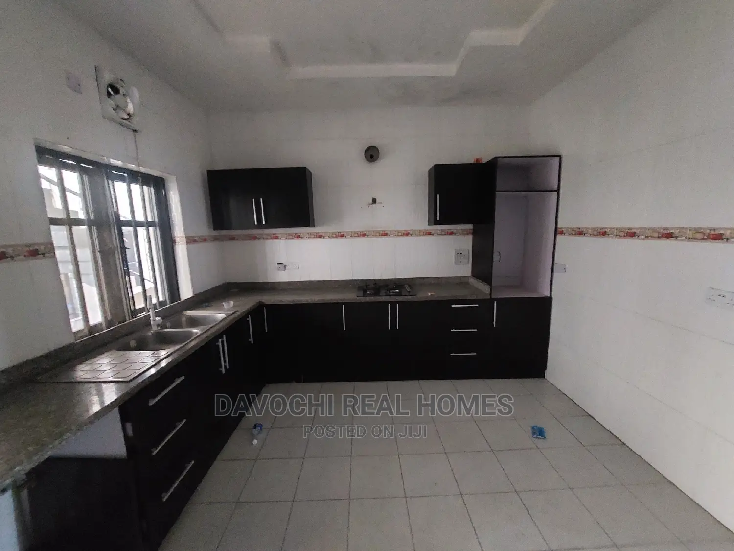 3bdrm Apartment in Immediately After, Lekki for rent
