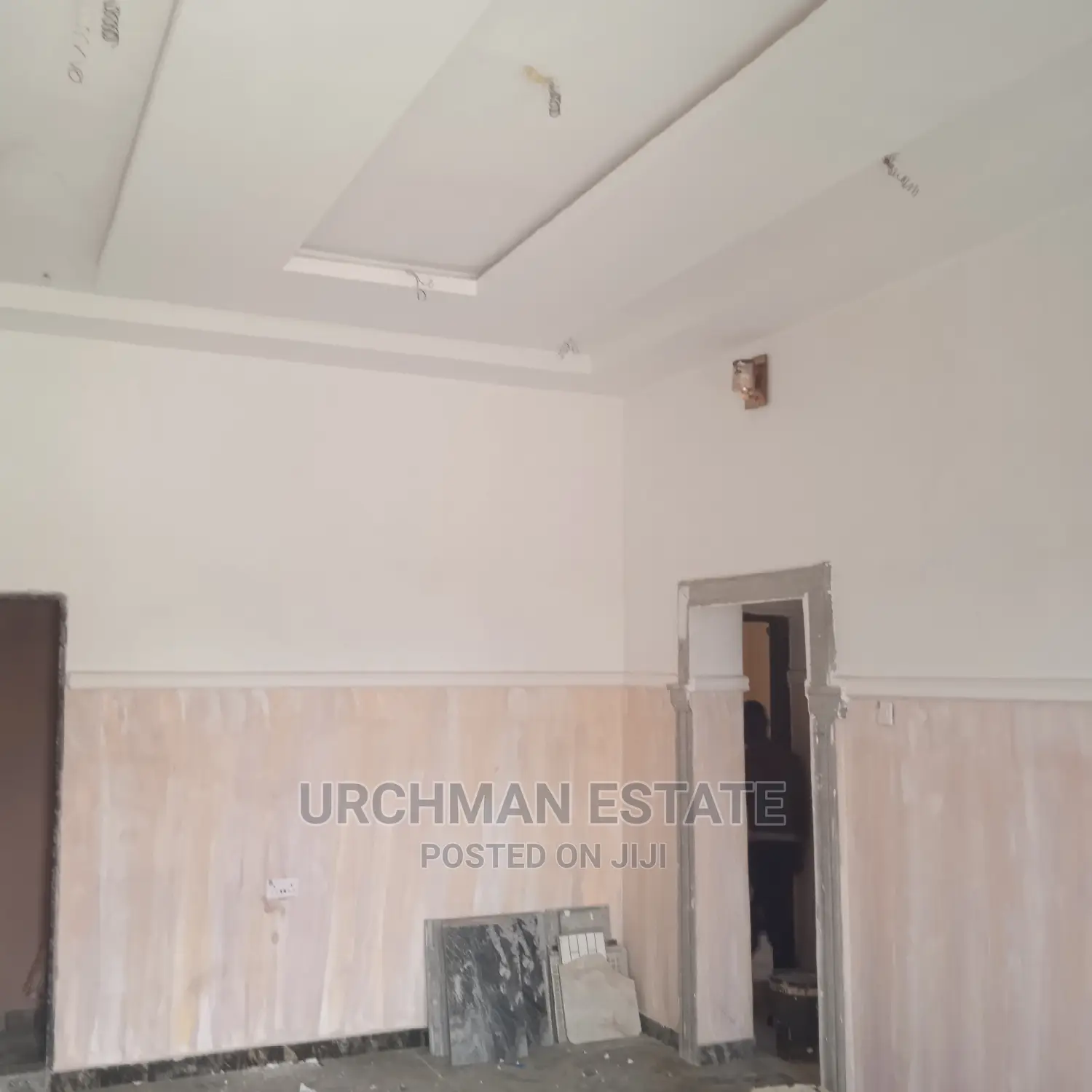 Furnished 2bdrm Apartment in Ado Royal for rent