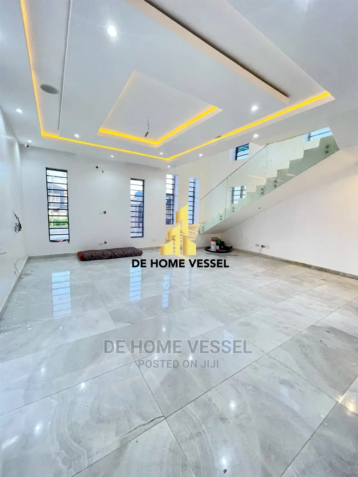 5bdrm Duplex in Lekki Phase 1 for Sale