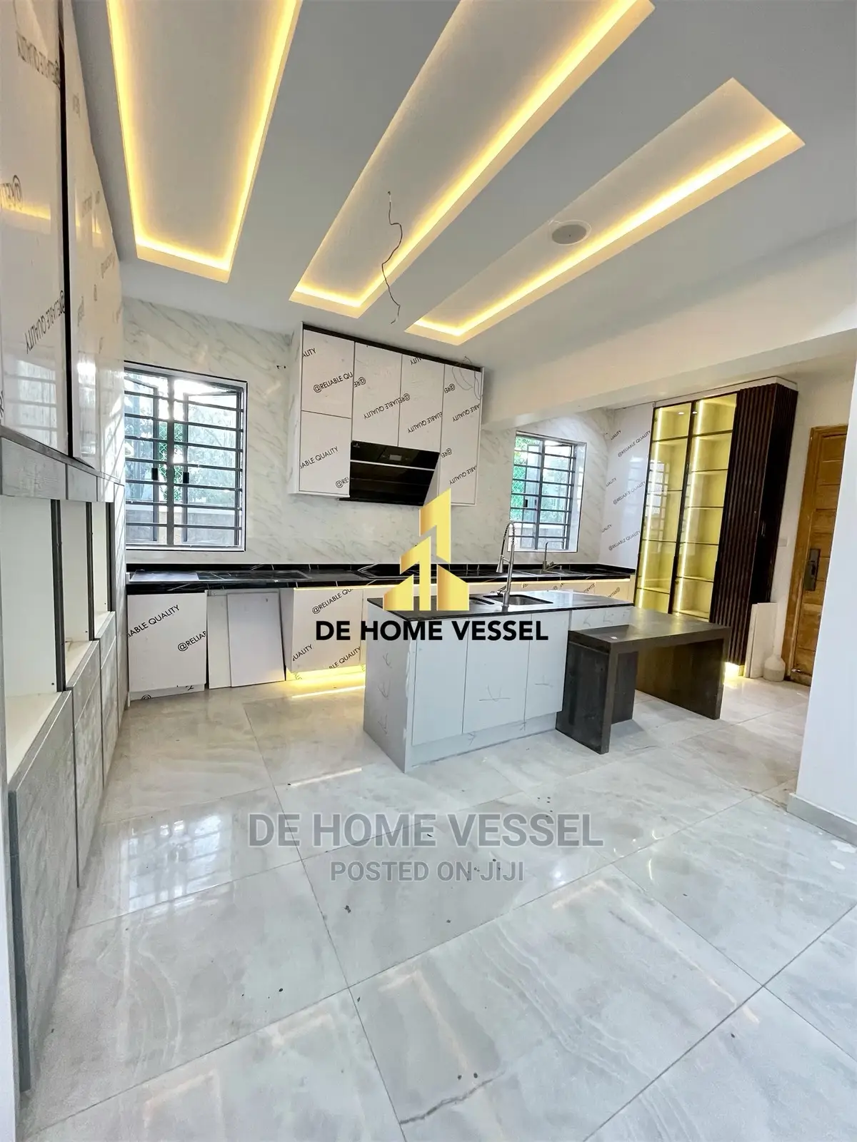 5bdrm Duplex in Lekki Phase 1 for Sale