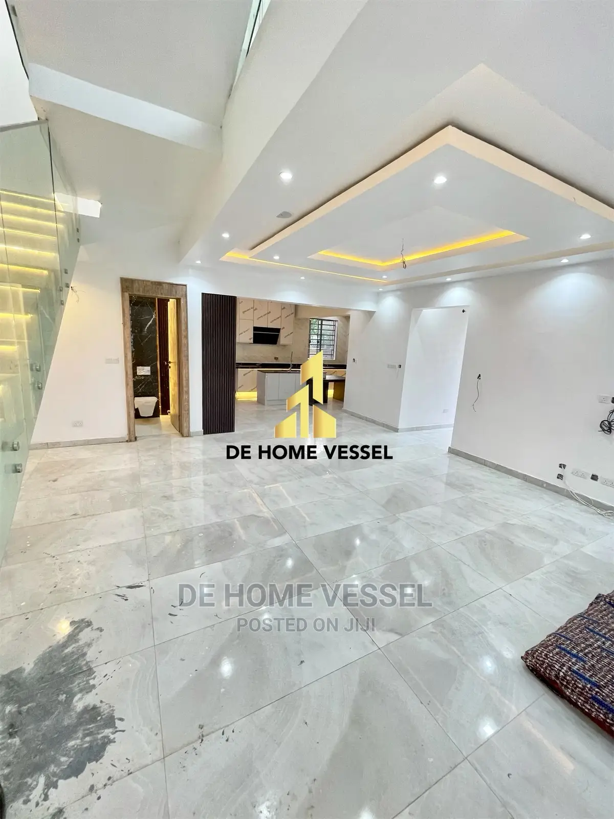 5bdrm Duplex in Lekki Phase 1 for Sale